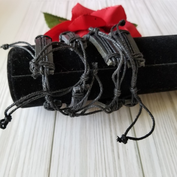 3/$30♥️ Sugar Skull Black Leather Bracelet Unisex - Picture 4 of 9